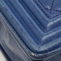 Pre Owned Chanel Boy New Medium Navy Blue Quilted Leather Shoulder Bag