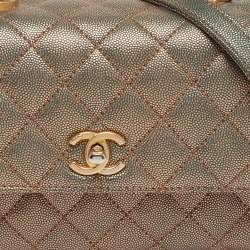 مملوكة مسبقًا حقيبة شانيل ميني كوكو جلد كافيا ر أزرق متقزح مبطن بيد علوية