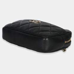 مملوكة مسبقًا Chanel Black Quilted Lambskin Front Pocket Belt Bag
