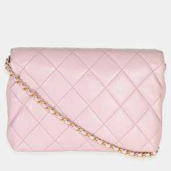 مملوكة مسبقًا Chanel Pink Shiny Quilted Calfskin Mini Pearl Logo Flap Bag