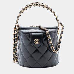 مملوكة مسبقًا Chanel Black Mini Quilted Shiny Lambskin Double Sided Vanity Case with Chain