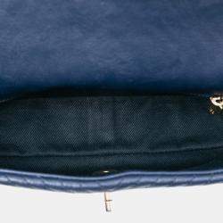 مملوكة مسبقًا Chanel Blue Small Chevron Wrinkled Calfskin Medallion Charm Surpique Flap