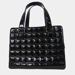 مملوكة مسبقًا Chanel Black Patent Leather Choco Bar Handbag