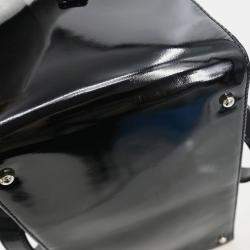 مملوكة مسبقًا Chanel Black Patent Leather Choco Bar Handbag