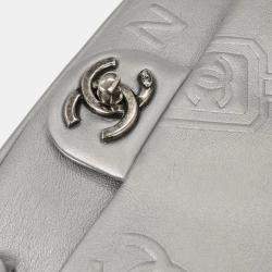 Pre Owned Chanel Silver Calfskin Icon Shoulder Bag