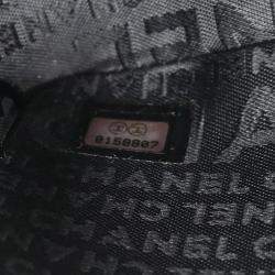 Pre Owned Chanel Green Lambskin Handbag