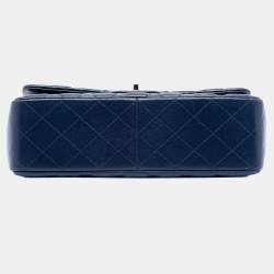 مملوكة مسبقًا Chanel Blue Jumbo Classic Caviar Double Flap