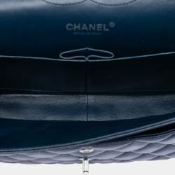 مملوكة مسبقًا Chanel Blue Jumbo Classic Caviar Double Flap