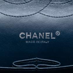 مملوكة مسبقًا Chanel Blue Jumbo Classic Caviar Double Flap