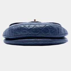 مملوكة مسبقًا Chanel Blue Medium Quilted Aged Calfskin Bubble CC Flap