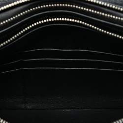مملوكة مسبقًا Chanel Black Small Bicolor Aged Calfskin 31 Clutch