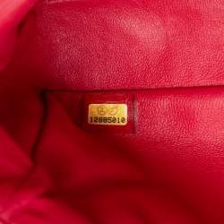 مملوكة مسبقًا Chanel Red Classic Caviar East West Single Flap