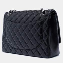 مملوكة مسبقًا Chanel Black Maxi Classic Lambskin Double Flap