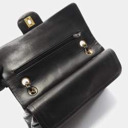 مملوكة مسبقً ا حقيبة كتف شانيل ماتيلسي دابل رفرف من جلد الخروف أسود