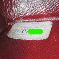 مملوكة مسبقًا حقيبة شانيل ميني ماتلاس سوداء من جلد الخروف