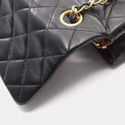 مملوكة مسبقًا حقيبة كتف شانيل ميني ماتلاسي جلد الحمل أسود