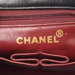 Pre Owned Chanel Mini Matelasse 20 Shoulder Bag Lambskin Leather Black