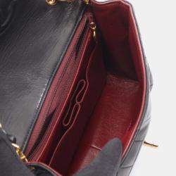 مملوكة مسبقًا حقيبة كتف شانيل ميني ماتلاس جلد خروف أسود 20