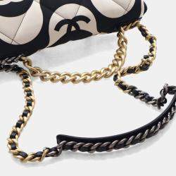 مملوكة مسبقًا Chanel Large Black/White Canvas 19 Flap Bag