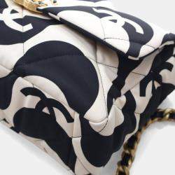 مملوكة مسبقًا Chanel Large Black/White Canvas 19 Flap Bag