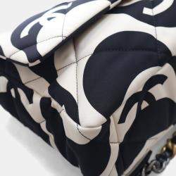 مملوكة مسبقًا Chanel Large Black/White Canvas 19 Flap Bag