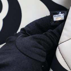 مملوكة مسبقًا Chanel Large Black/White Canvas 19 Flap Bag