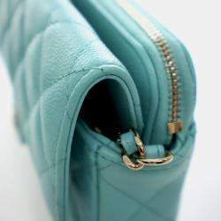 مملوكة مسبقًا Chanel Caviar Wallet On Chain (WOC)