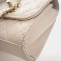 Pre Owned حقيبة كلتش شانيل ميني جلد حمل طري CC العصرية