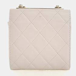 Pre Owned حقيبة كلتش شانيل ميني جلد حمل طري CC العصرية