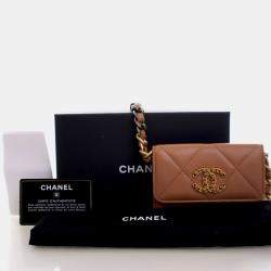 مملوكة مسبقًا حقيبة خصر شانيل جلد حمل 19