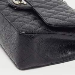 مملوكة مسبقًا Chanel Classic Double Flap Medium Black Quilted Caviar Leather Shoulder Bag