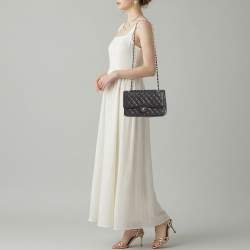 مملوكة مسبقًا Chanel Classic Double Flap Medium Black Quilted Caviar Leather Shoulder Bag