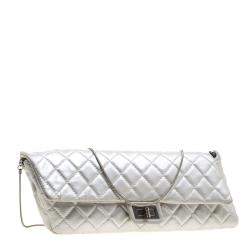 Pre Owned Chanel Silver Quilted Leather Reissue Chain Cluth