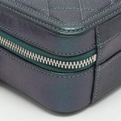 مملوكة مسبقًا Chanel CC Filigree Vanity Case Small Iridescent Quilted Caviar Leather Bag