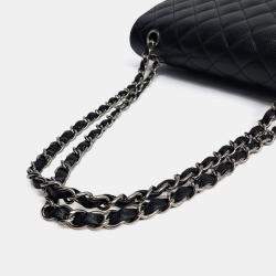 مملوكة مسبقًا Chanel Black Leather Caviar Classic Medium