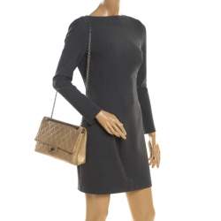 Pre Owned حقيبة شانيل 226 جلد ريشيو 2.55 مبطن جلد ذهبي مبطن بقلاب