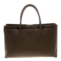 مملوكة مسبقًا Chanel Brown Leather Cerf Executive Tote