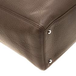 مملوكة مسبقًا Chanel Brown Leather Cerf Executive Tote