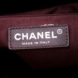 Pre Owned Chanel Olive Green/Black Quilted Leather Hobo