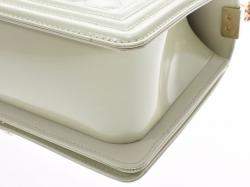 مملوكة مسبقًا Chanel Mint Green Quilted Patent Leather Medium Boy Flap Bag