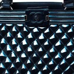 مملوكة مسبقًا حقيبة يد شانيل شوبينغ بوي كبيرة جلد مبطنة شيفرون كحلية