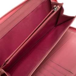 Pre Owned محفظة شانيل بسحاب ملتف جلد نقش كاميليا وردية