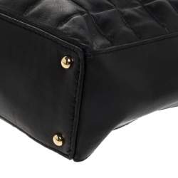 Pre Owned Chanel Black Leather Small Chocolate Bar Shoulder Bag