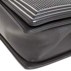 مملوكة مسبقًا Chanel Metallic Grey Cube Embossed Leather New Medium Boy Flap Bag