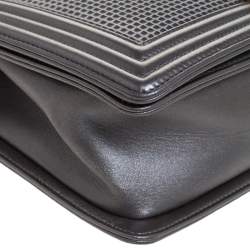 مملوكة مسبقًا Chanel Metallic Grey Cube Embossed Leather New Medium Boy Flap Bag