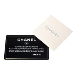 Pre Owned حقيبة شانيل جلد كاكي بني مبطن ماكسي كلاسيك بقلاب وغطاء مطر