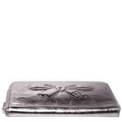 Chanel Metallic Silver Bow Embossed Crinkled Leather Zip Around Wallet Organizer