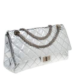 مملوكة مسبقًا Chanel Metallic Silver Quilted Leather Reissue 2.55 Classic 228 Flap Bag