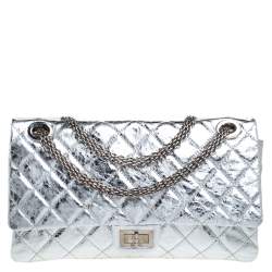 مملوكة مسبقًا Chanel Metallic Silver Quilted Leather Reissue 2.55 Classic 228 Flap Bag