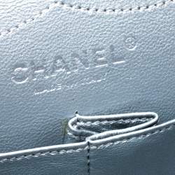 مملوكة مسبقًا Chanel Metallic Silver Quilted Leather Reissue 2.55 Classic 228 Flap Bag